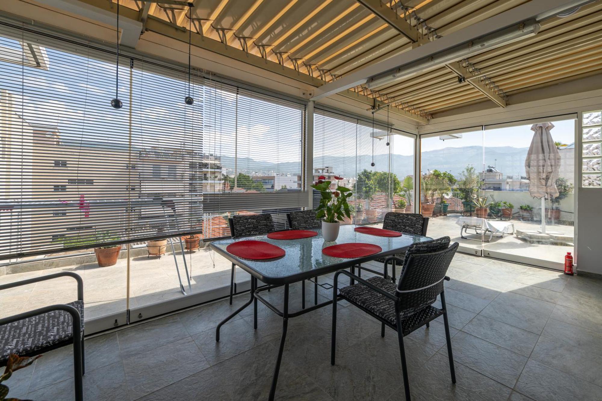 Myrto Luxurious Top Floor Studio กาลามาตา ภายนอก รูปภาพ